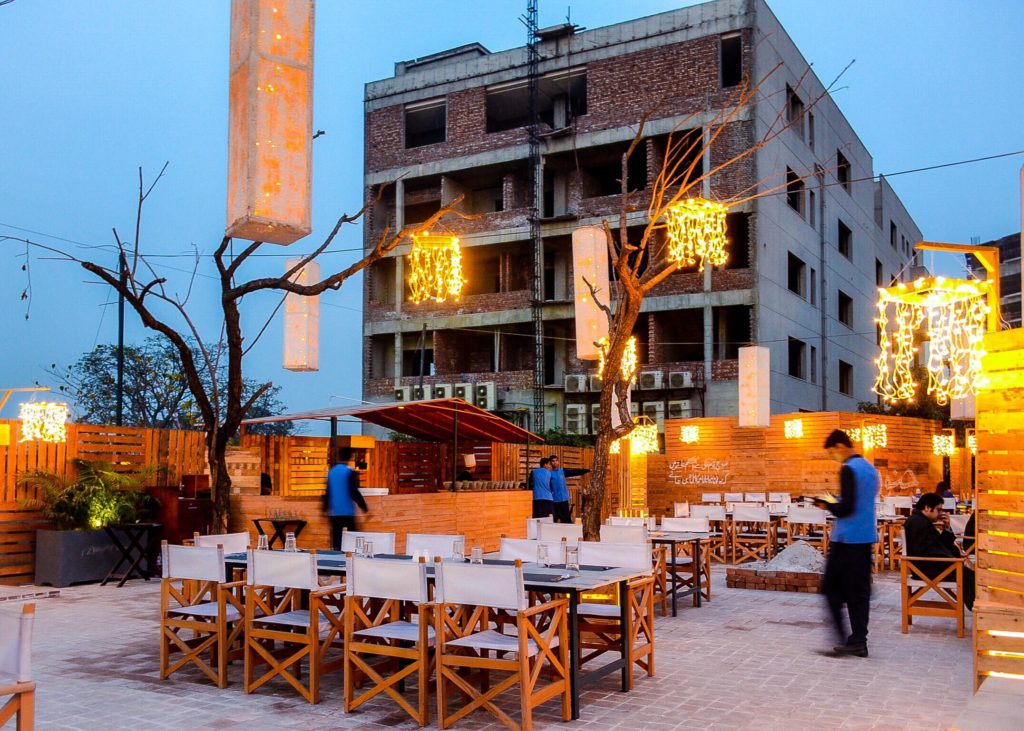 Lahore’s Top 5 Romantic Rooftop Restaurants &amp; Cafes - Page 2 of 5 - Alice In Eatland